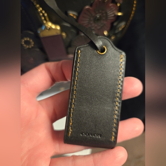 CoachTea Rose Dakota bag top handle with strap black / burgundy- Collector's - Picture 14 of 16